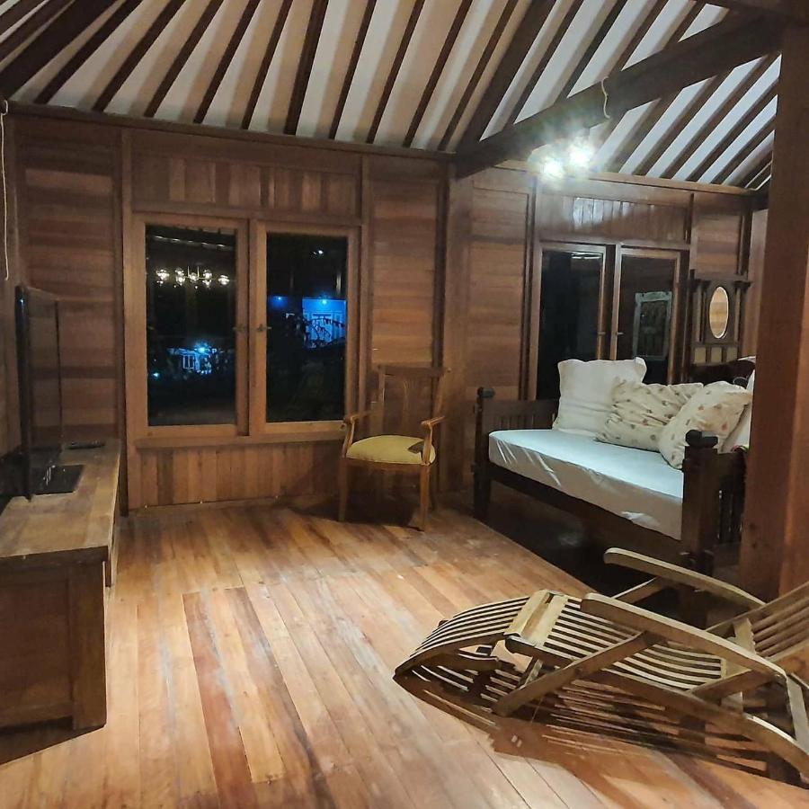 Wulan Cottages Lembang Exteriör bild