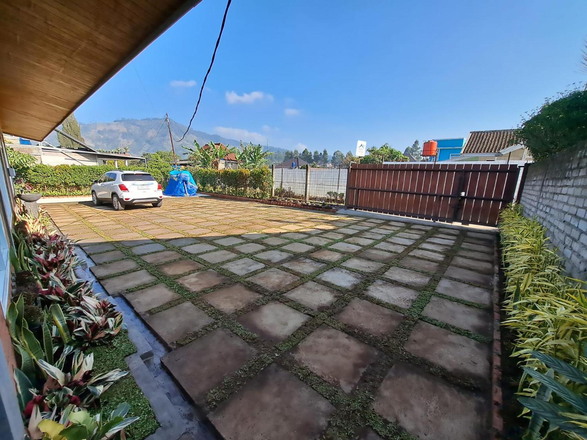 Wulan Cottages Lembang Exteriör bild