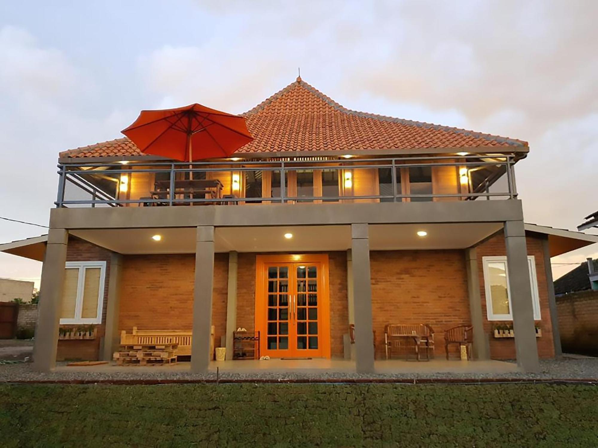 Wulan Cottages Lembang Exteriör bild